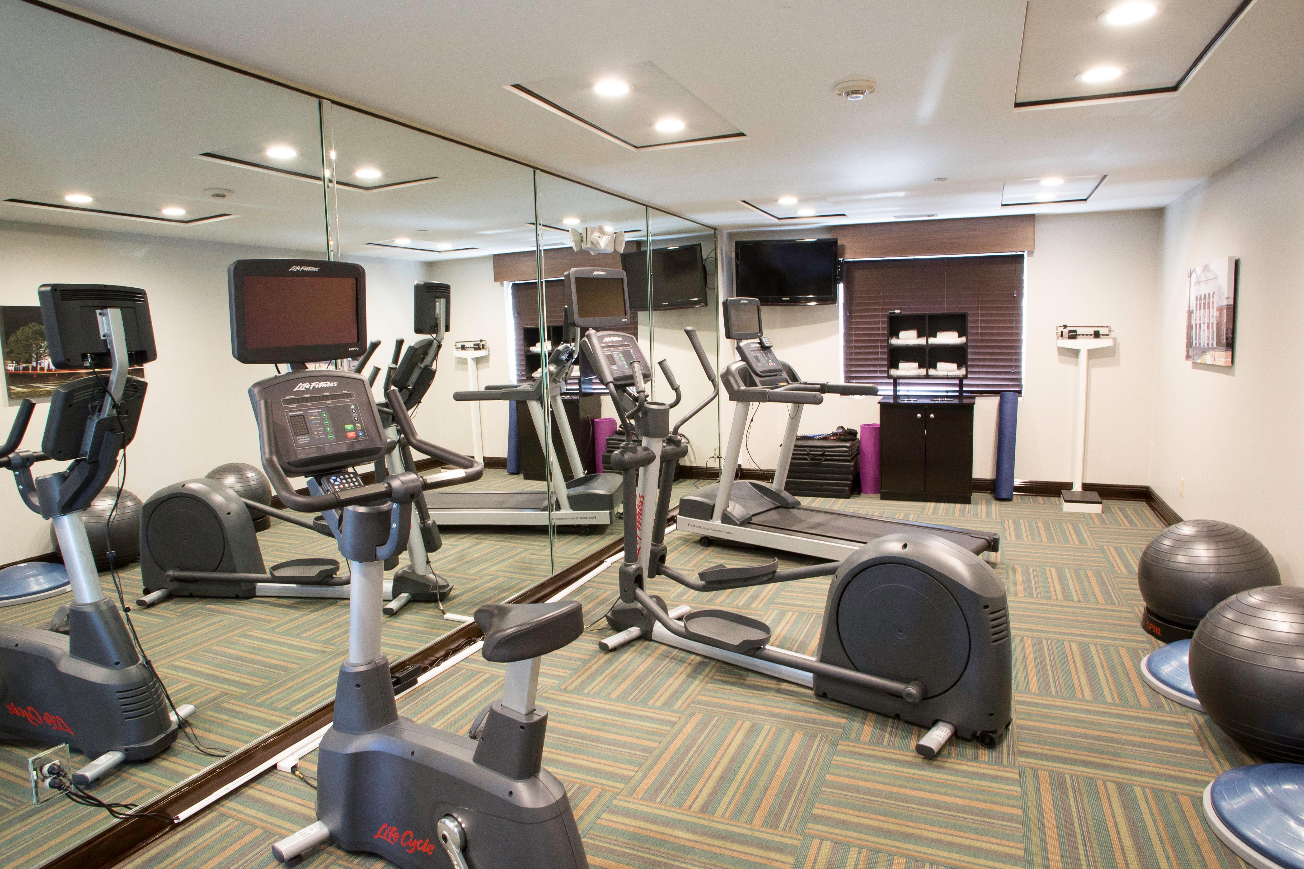 Holiday Inn Express & Suites - Oxford By Ihg Eksteriør bilde