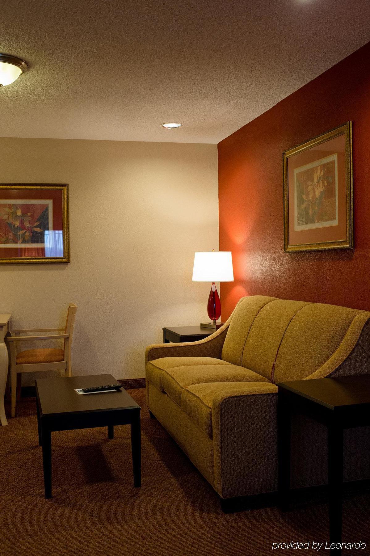Holiday Inn Express & Suites - Oxford By Ihg Eksteriør bilde