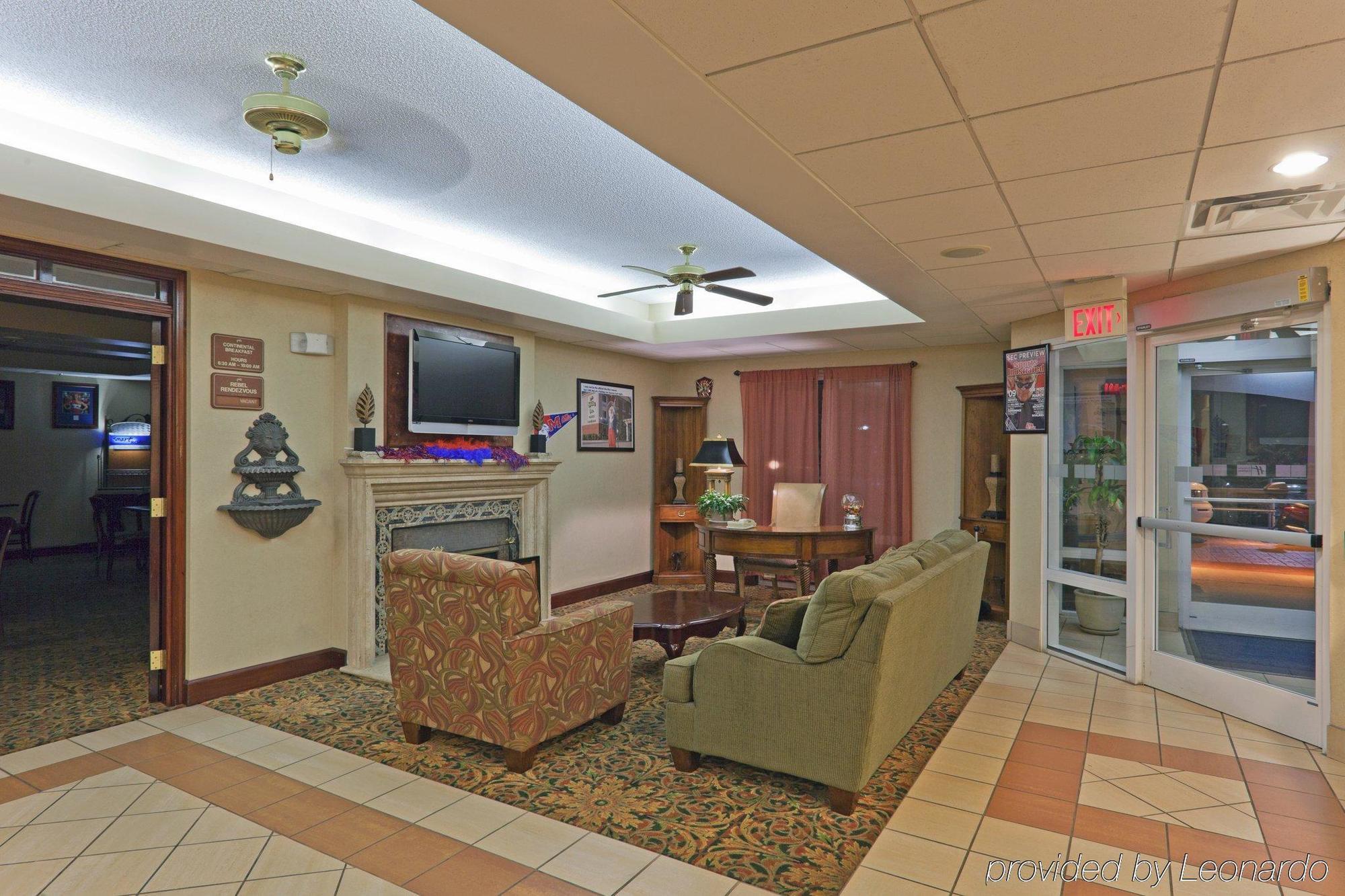 Holiday Inn Express & Suites - Oxford By Ihg Eksteriør bilde